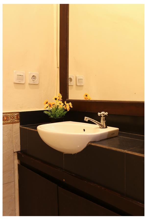 Donna Homestay Sanur Buitenkant foto